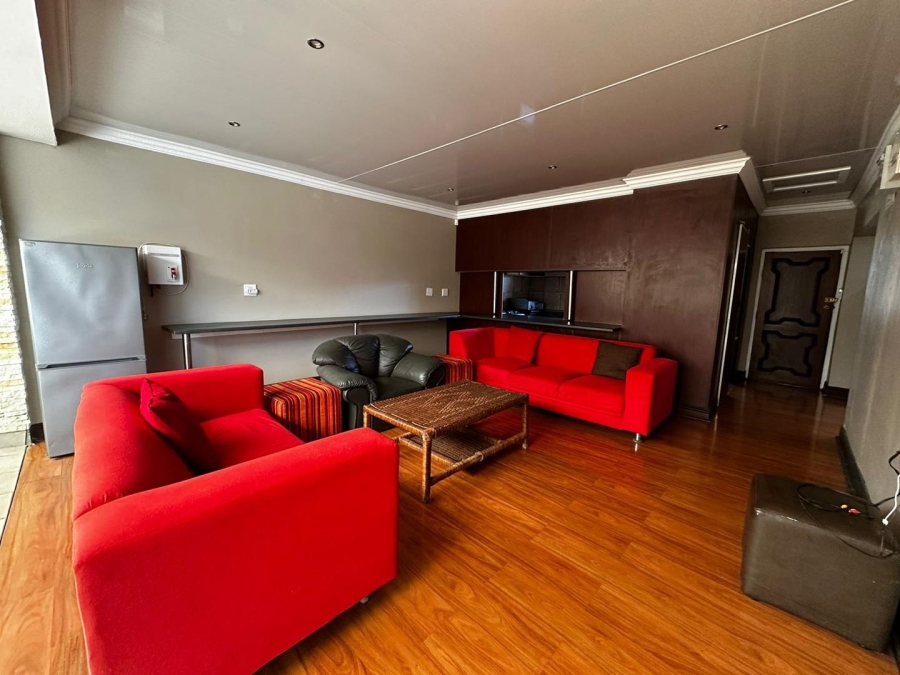 7 Bedroom Property for Sale in Brandwag Free State
